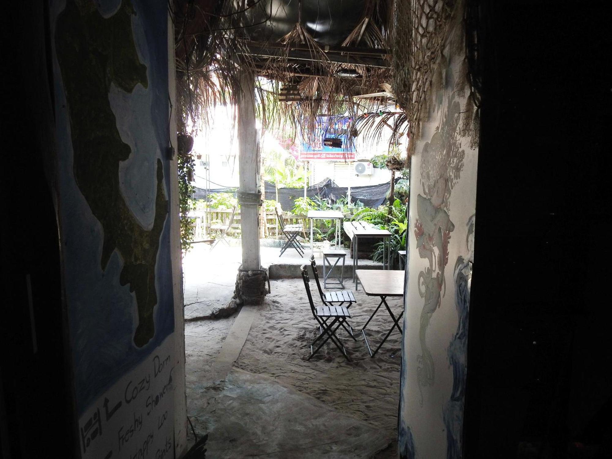 Spicy23 - M' Pai Bay Vandrarhem Sihanoukville Exteriör bild